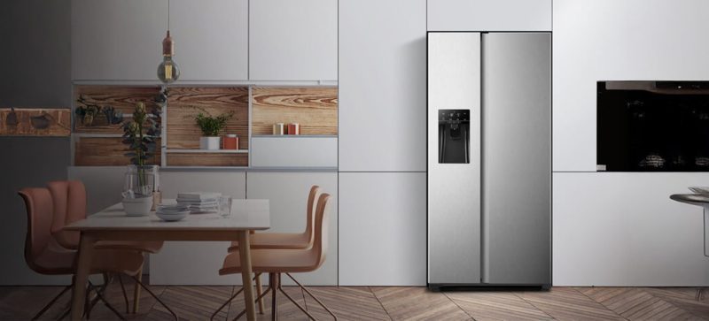 Nevera Side by Side instalada en un comedor moderno en Cartagena